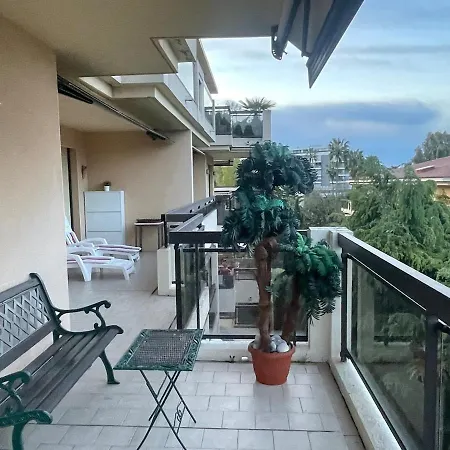 Lägenhet Appt 2ch 90m2 Avec Terrasse 40m2, Piscine Et Tennis *